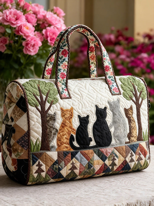 Cat Silhouette Pattern Quilted Travel Bag
